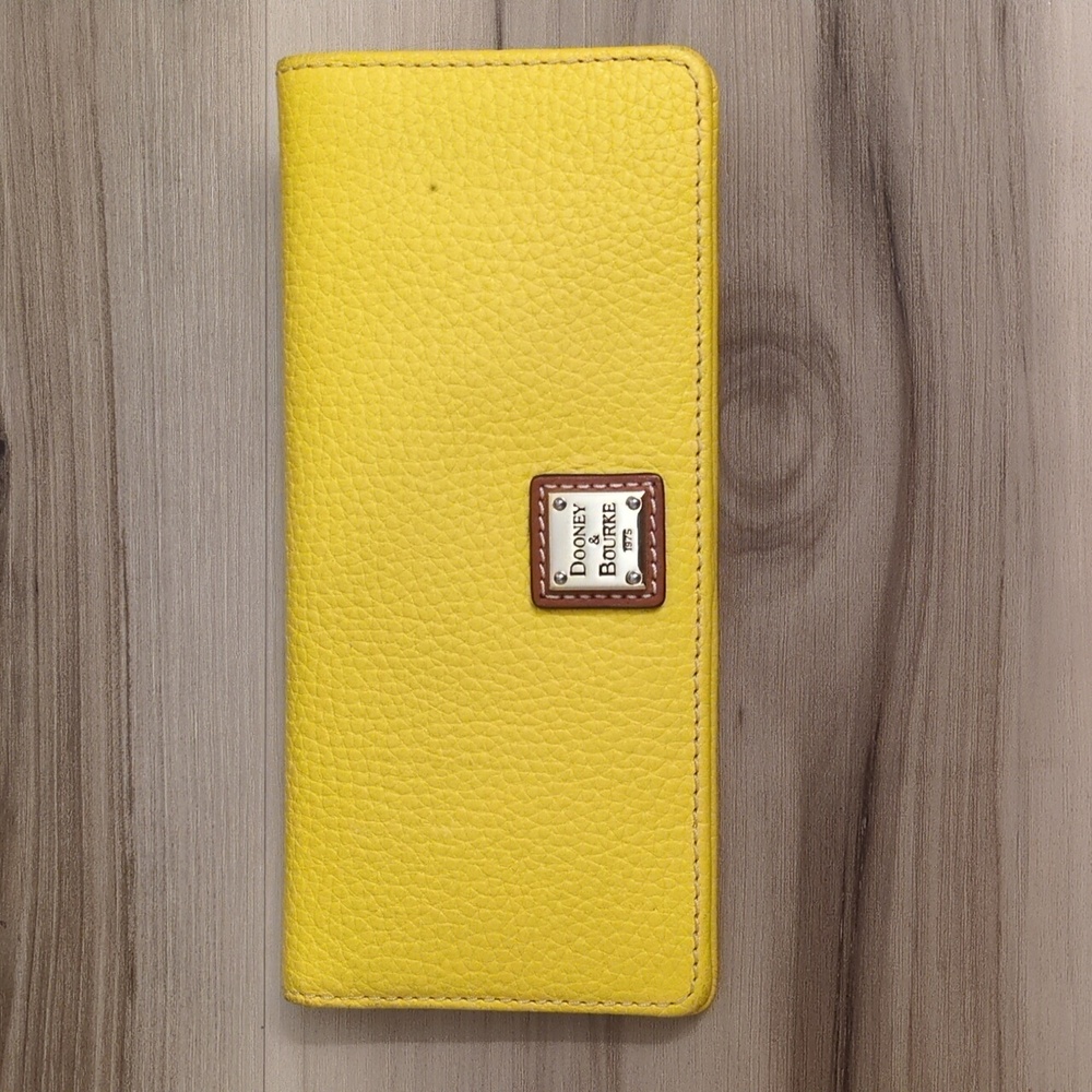 Pristine Dooney & Bourke Wallet Dandelion Yellow Pebble Leather